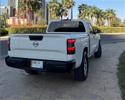 نیسان فرۆنتیر